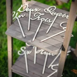 10 Grands Marque Tables Sur Pic En Bois Blanc