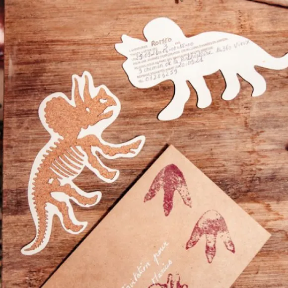 4 Invitations Dinosaure Avec Enveloppe