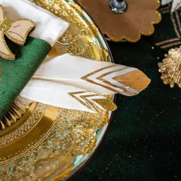 6 Plumes Ethniques Blanc Et Or 18-20Cm