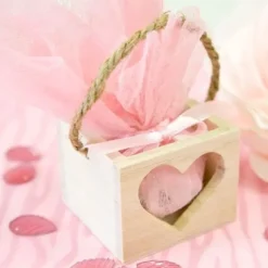 Boite A Dragees Panier En Bois Avec Coeur