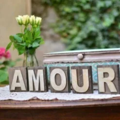 Centre De Table Mot Amour En Bois