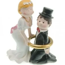 Couple De Mari S R Sine Avec Homme Encercl