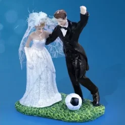 Figurine Mariage Couple Des Mari S Avec Ballon De Foot
