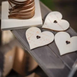 Livre D'Or Original Sur Socle 80 Coeurs Bois