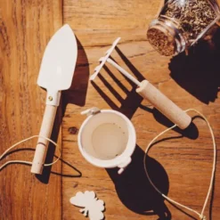 Set De 4 Pi Ces Du Jardinier Metal Et Bois