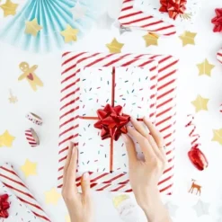 Set De Bolduc Et Etoile Rouge